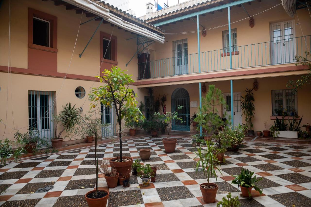 180 Home Ideal Apartamento Con Patio San Bernardo 2 Seville Ngoại thất bức ảnh